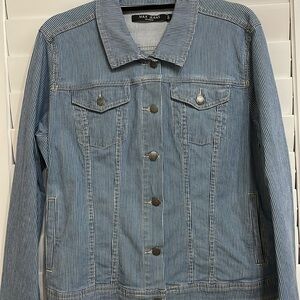 Max Jean Striped Denim Jacket size XL Long Sleeve.  99% cotton & 1% Spandex.